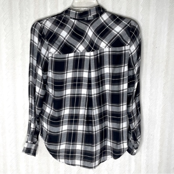 ❤️🆕 LUCKY BRAND black and white Plaid
Shirt Size Small - Picture 4 of 5